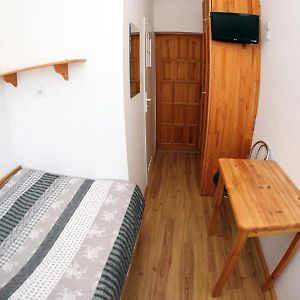 Private Bathroom Single Room